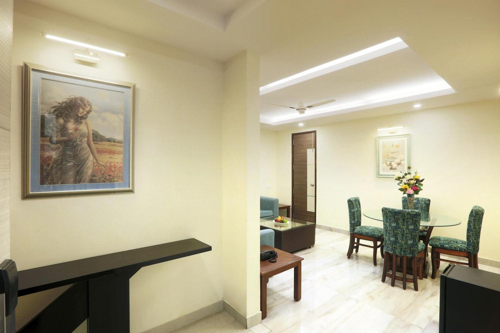 Hotel Aerostay Residency Igi Airport Delhi New Delhi Bagian luar foto