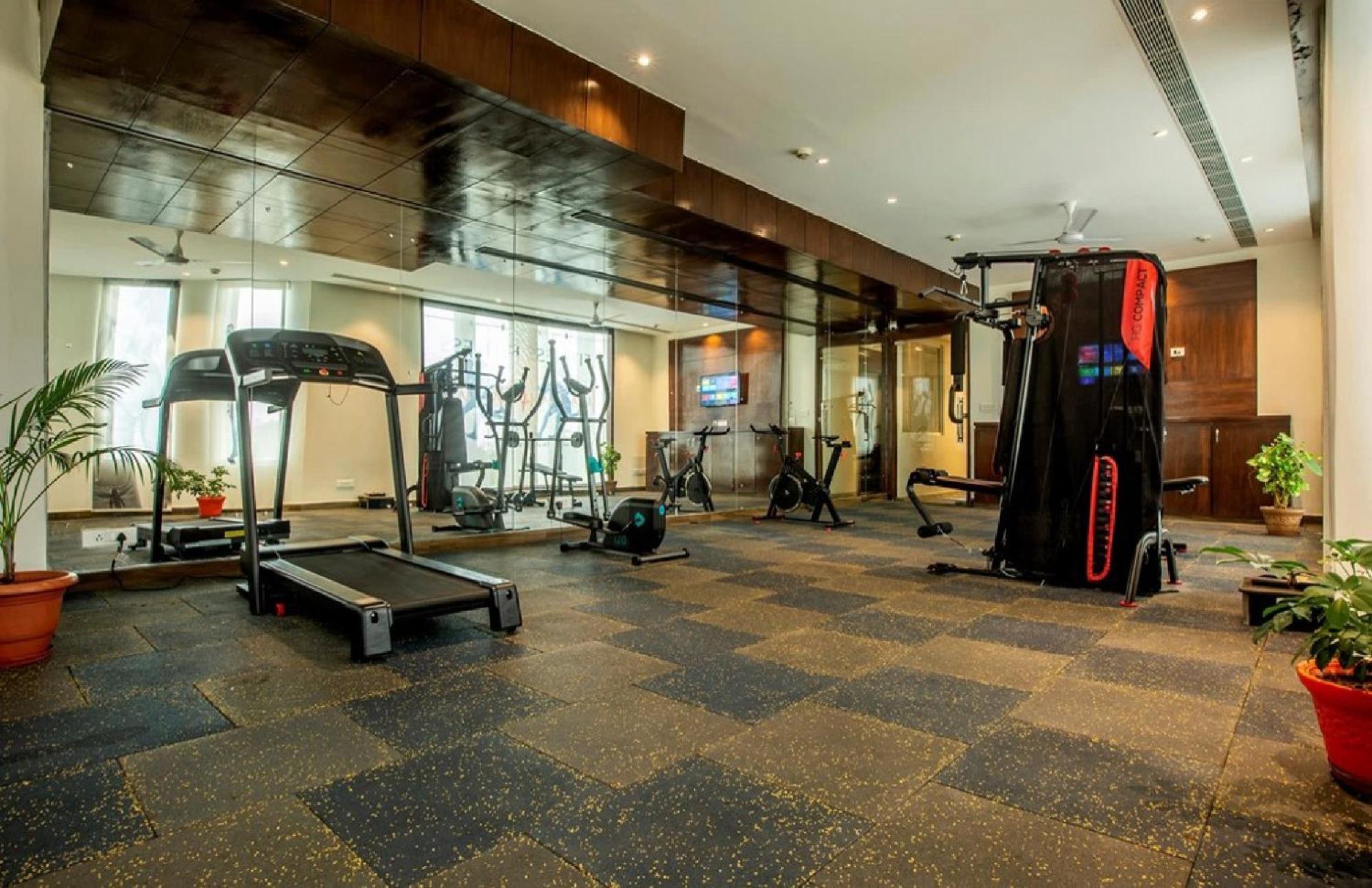 Hotel Aerostay Residency Igi Airport Delhi New Delhi Bagian luar foto