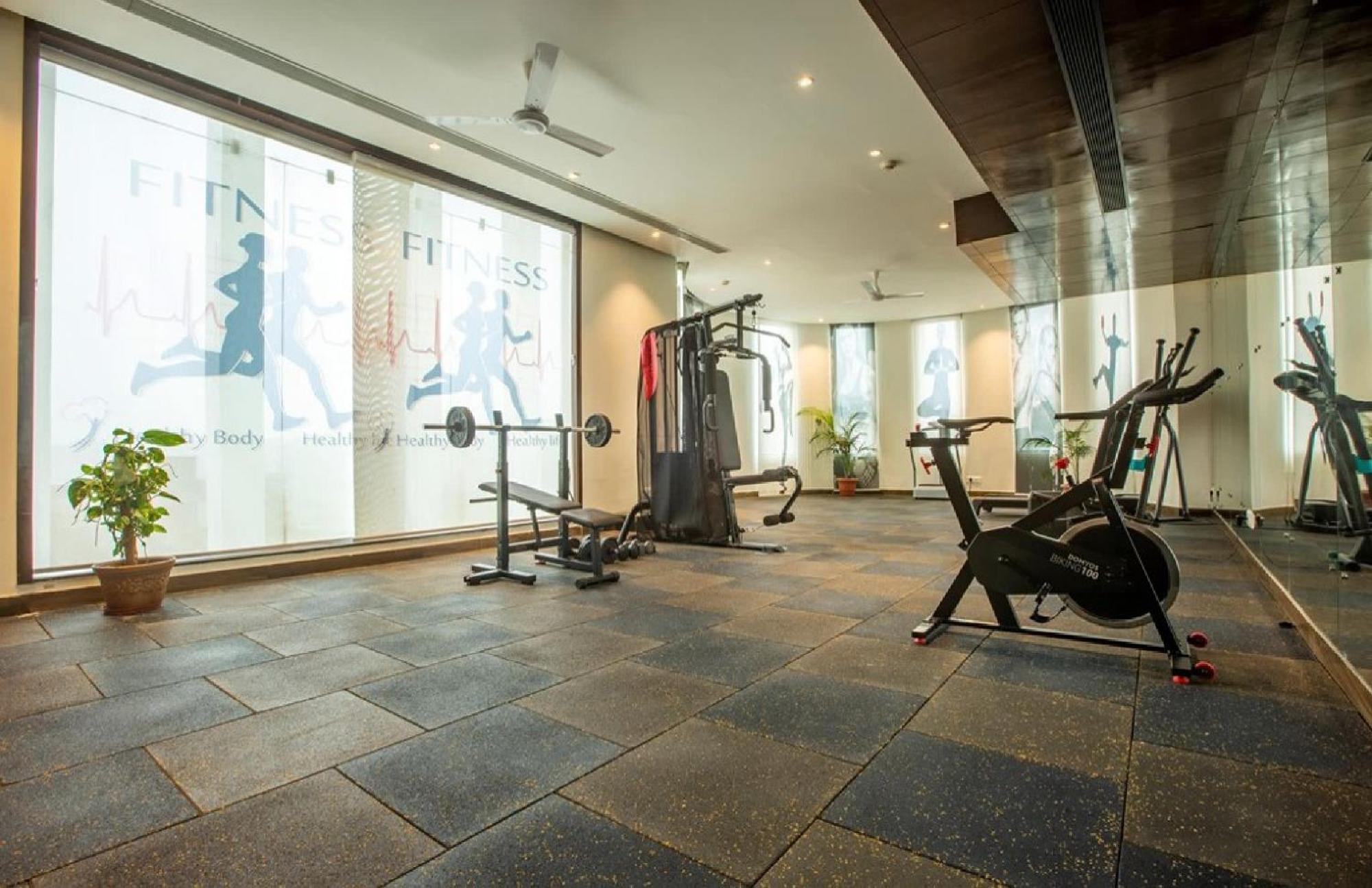 Hotel Aerostay Residency Igi Airport Delhi New Delhi Bagian luar foto