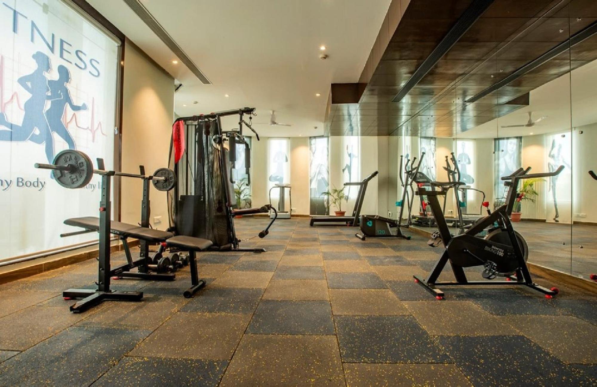 Hotel Aerostay Residency Igi Airport Delhi New Delhi Bagian luar foto