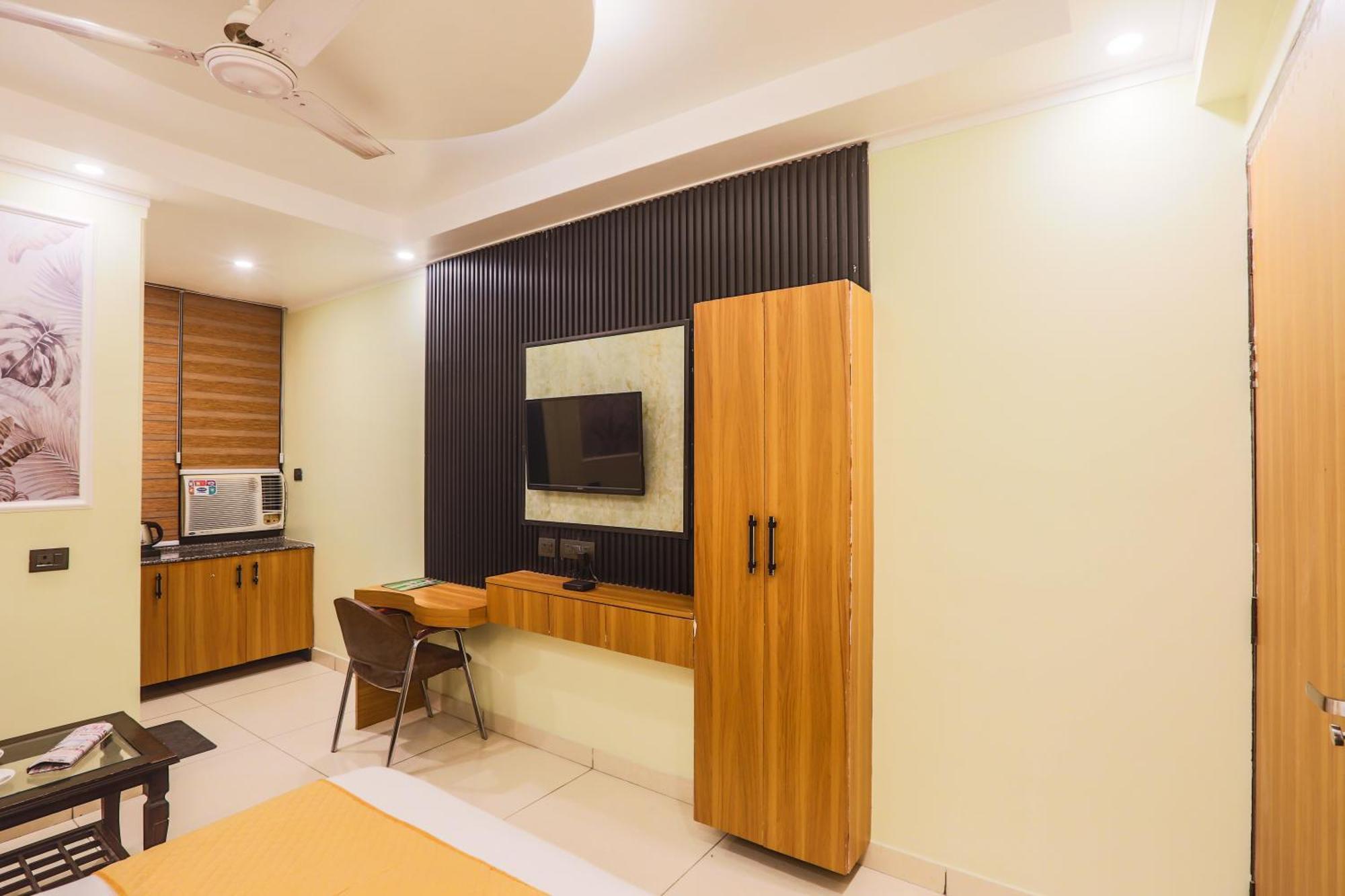 Hotel Aerostay Residency Igi Airport Delhi New Delhi Bagian luar foto