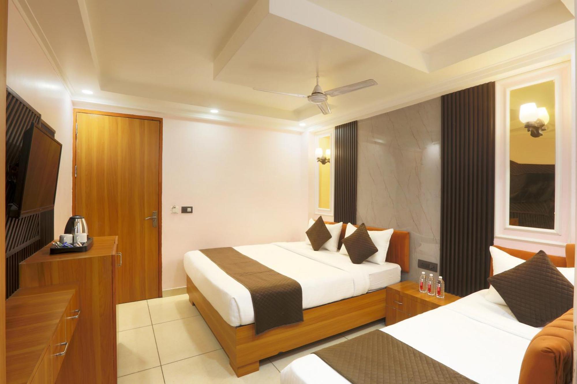 Hotel Aerostay Residency Igi Airport Delhi New Delhi Bagian luar foto