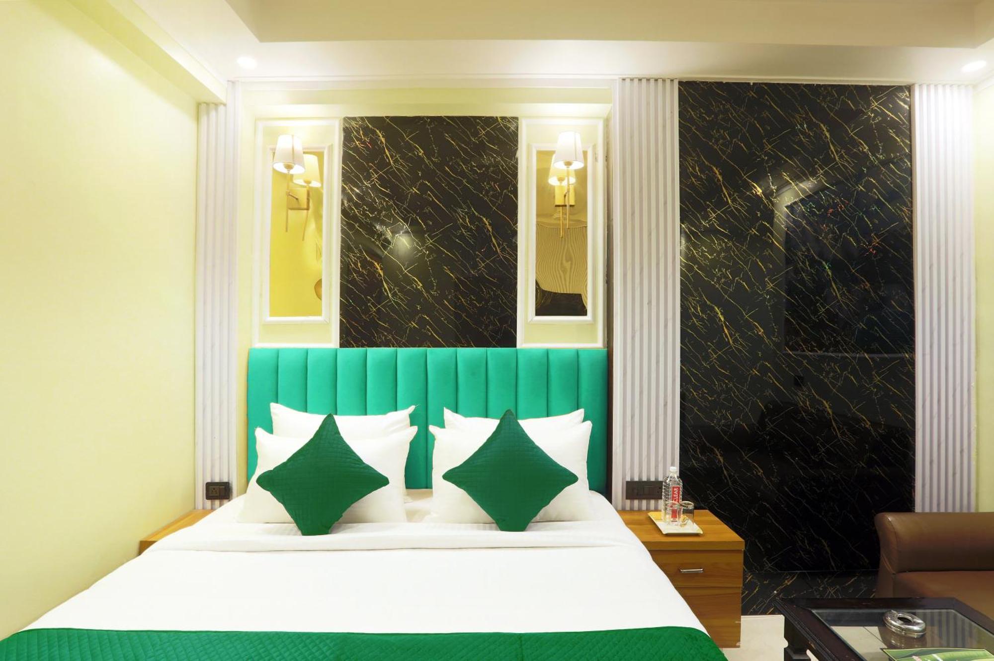 Hotel Aerostay Residency Igi Airport Delhi New Delhi Bagian luar foto